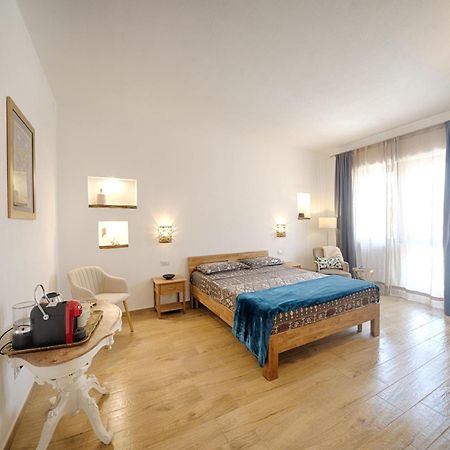 Cozy Guest House Downtown Ольбия Экстерьер фото