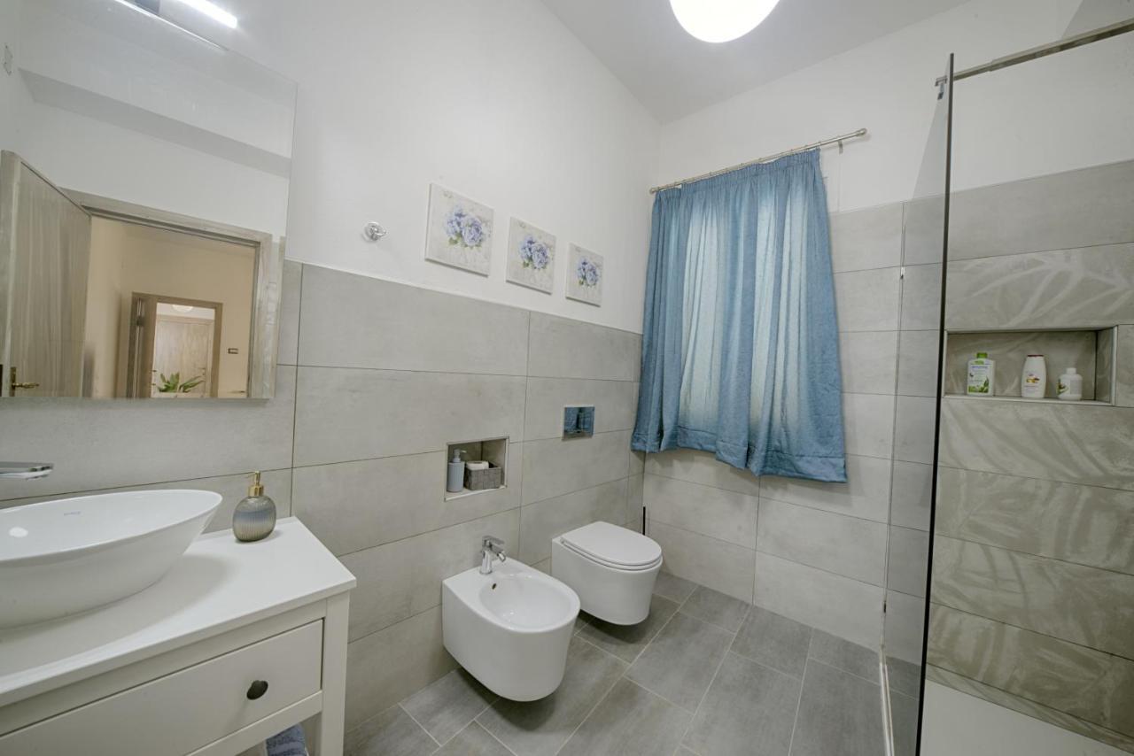 Cozy Guest House Downtown Ольбия Экстерьер фото