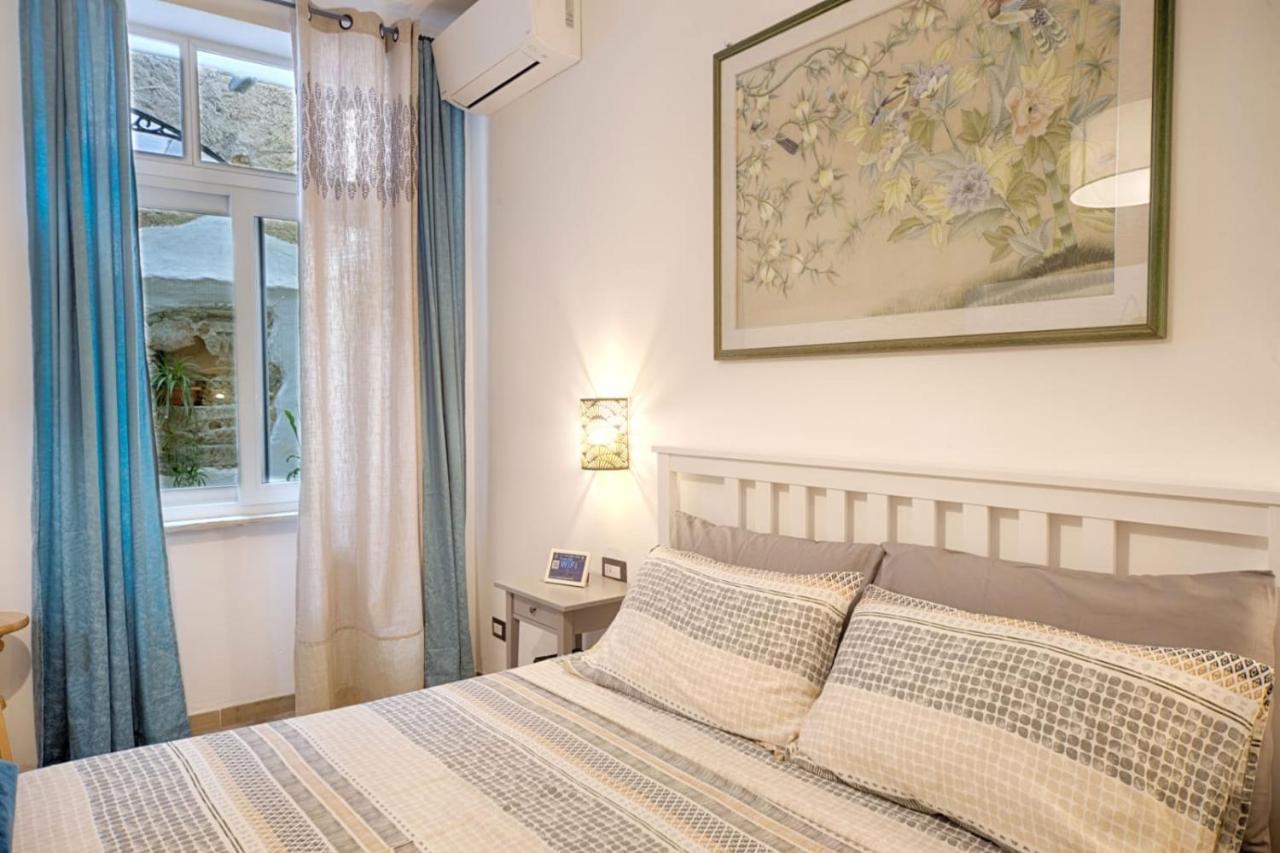 Cozy Guest House Downtown Ольбия Экстерьер фото